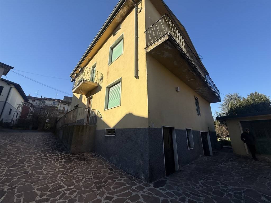 casa indipendente in vendita a Cividate al Piano