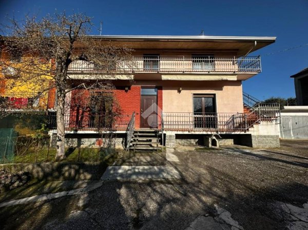 casa indipendente in vendita a Cividate al Piano