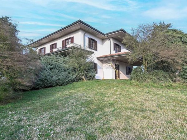 casa indipendente in vendita a Cividate al Piano