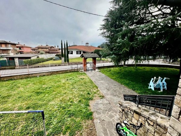 appartamento in vendita a Cividate al Piano