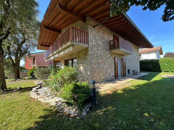 casa indipendente in vendita a Cividate al Piano