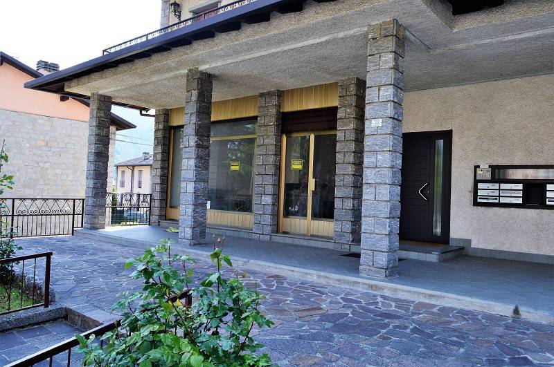 negozio in vendita a Clusone