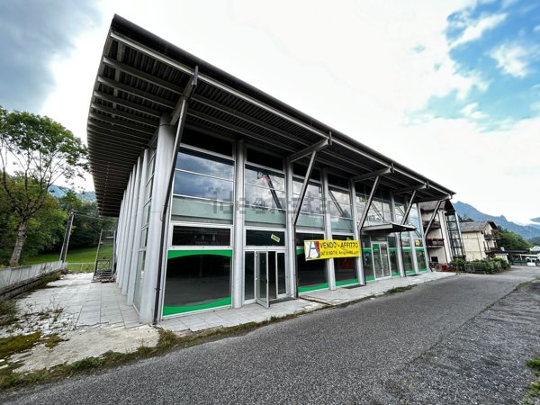 negozio in vendita a Clusone