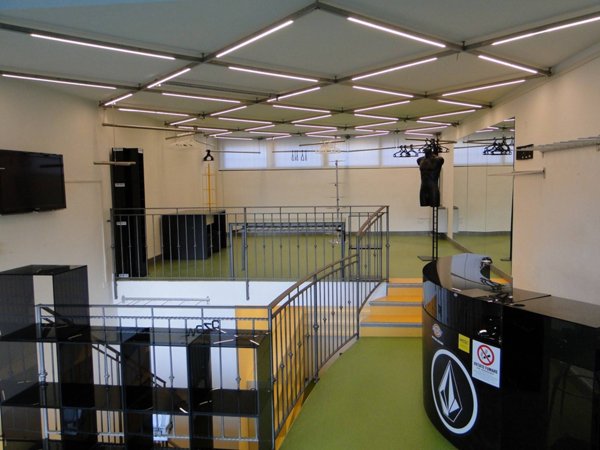 locale commerciale in vendita a Clusone
