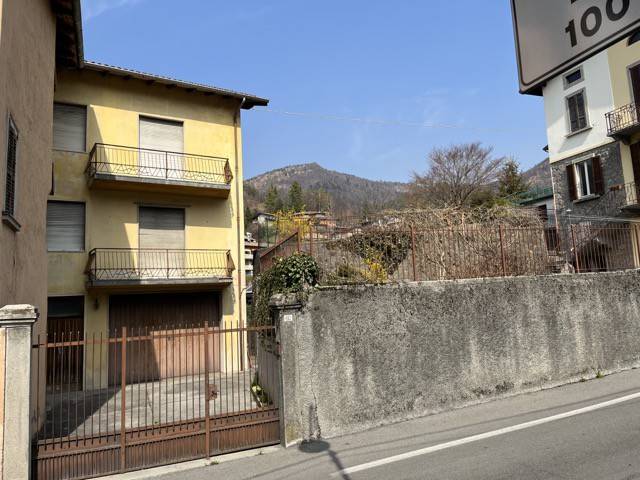 casa indipendente in vendita a Clusone