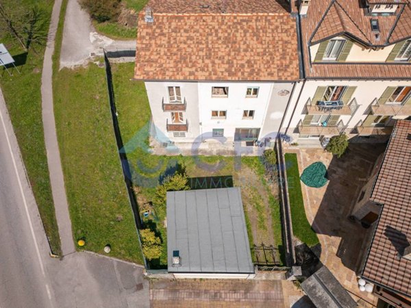 casa indipendente in vendita a Clusone