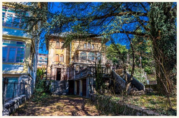 casa indipendente in vendita a Clusone