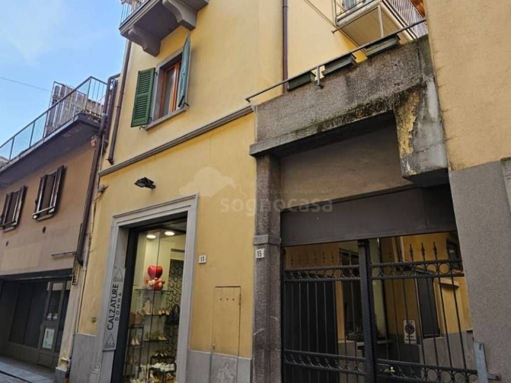 casa semindipendente in vendita a Clusone