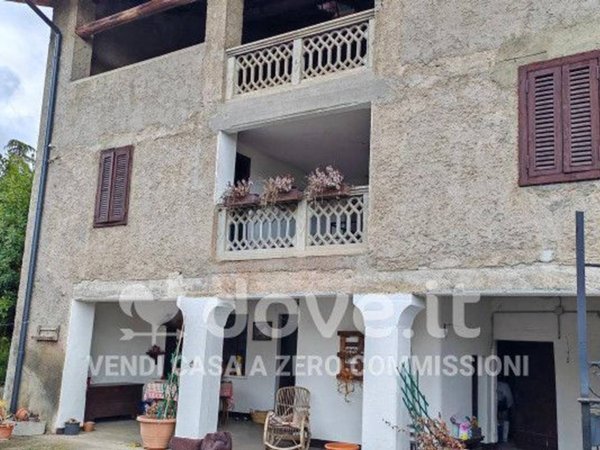 casa indipendente in vendita a Clusone