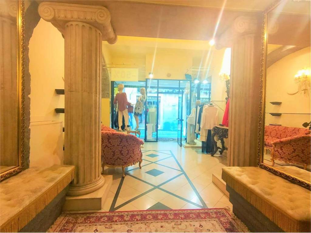 negozio in vendita a Clusone