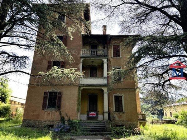 casa indipendente in vendita a Clusone
