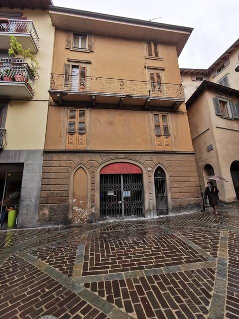 casa indipendente in vendita a Clusone