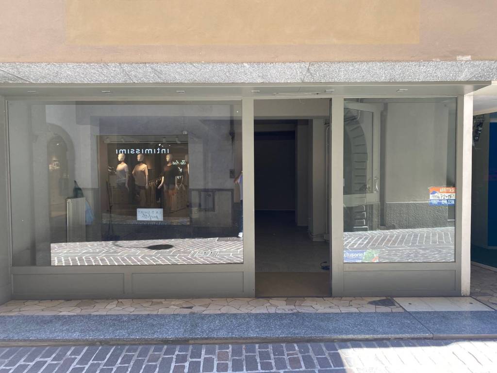 negozio in vendita a Clusone