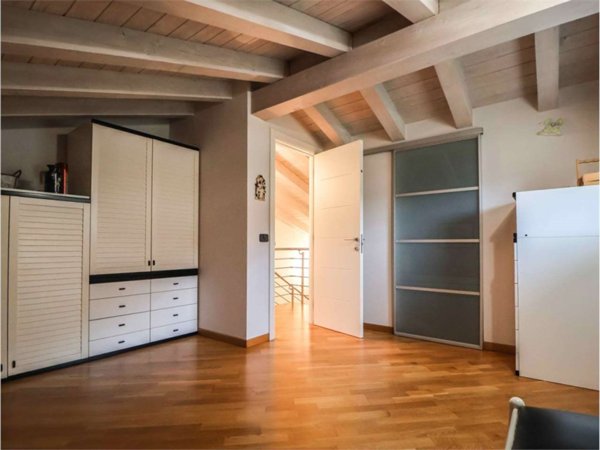 casa indipendente in vendita a Clusone