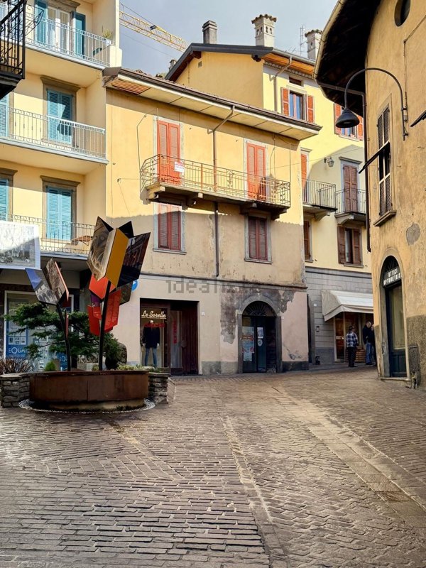 casa indipendente in vendita a Clusone