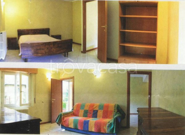 appartamento in vendita a Clusone in zona Fiorine