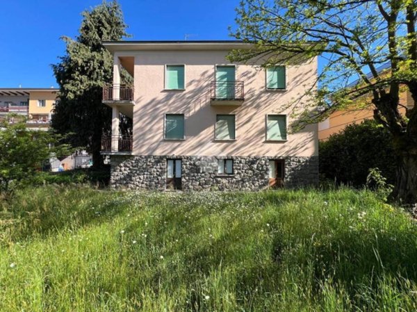 casa indipendente in vendita a Clusone