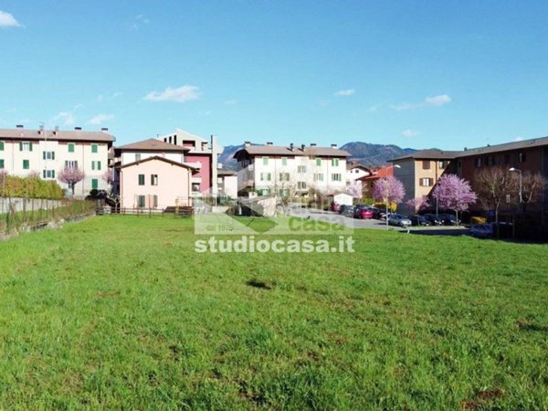 casa indipendente in vendita a Clusone