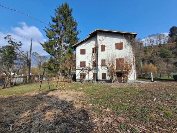 casa indipendente in vendita a Clusone