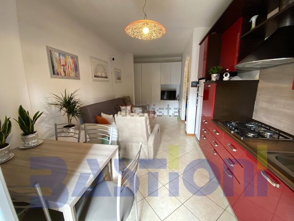 appartamento in vendita a Clusone in zona Fiorine