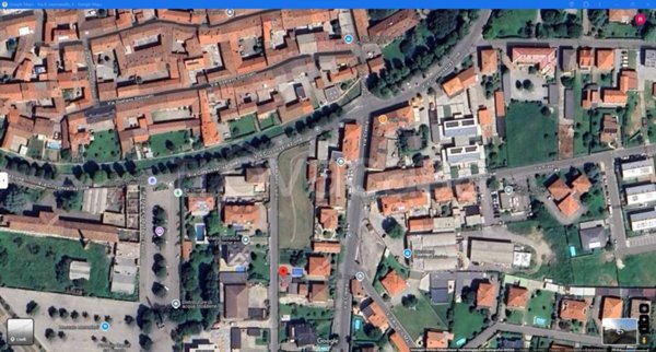 terreno edificabile in vendita a Cologno al Serio