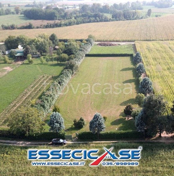 terreno agricolo in vendita a Cologno al Serio