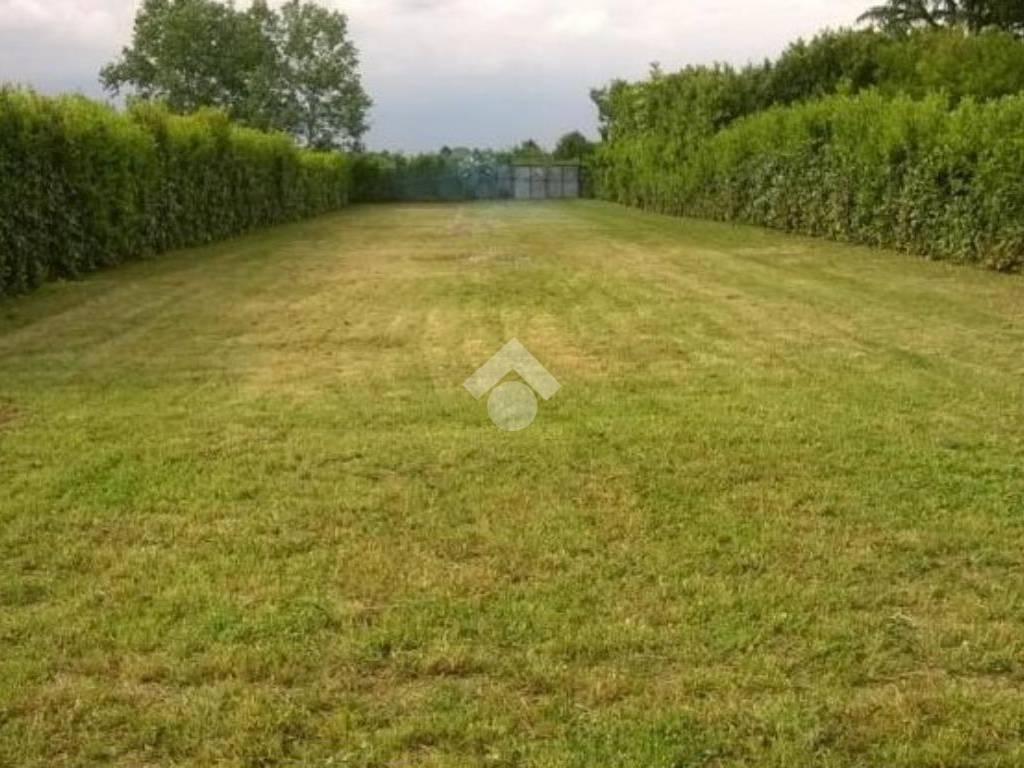 terreno agricolo in vendita a Cologno al Serio