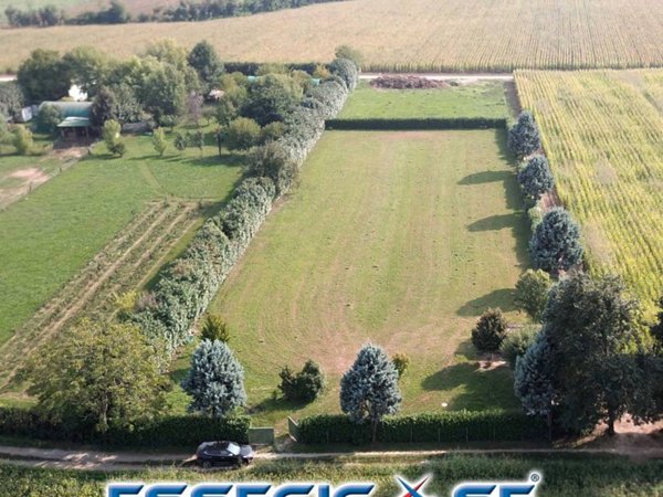 terreno agricolo in vendita a Cologno al Serio