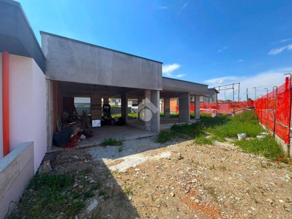 casa indipendente in vendita a Cologno al Serio