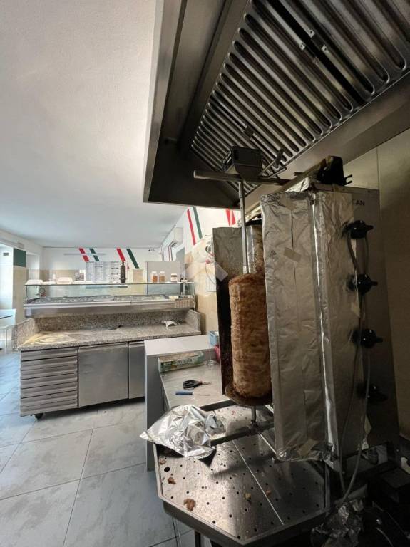 negozio in vendita a Cologno al Serio