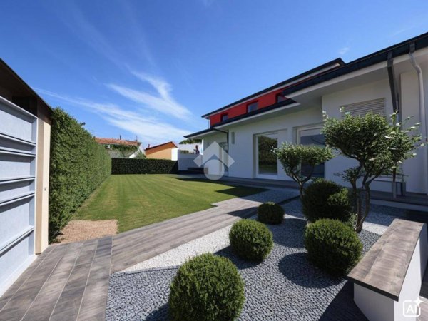 casa indipendente in vendita a Cologno al Serio