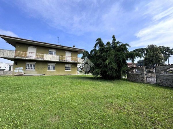 casa indipendente in vendita a Cologno al Serio