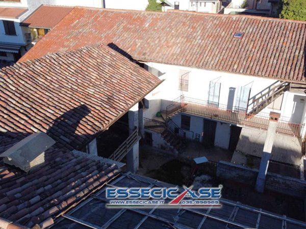 casa indipendente in vendita a Cologno al Serio