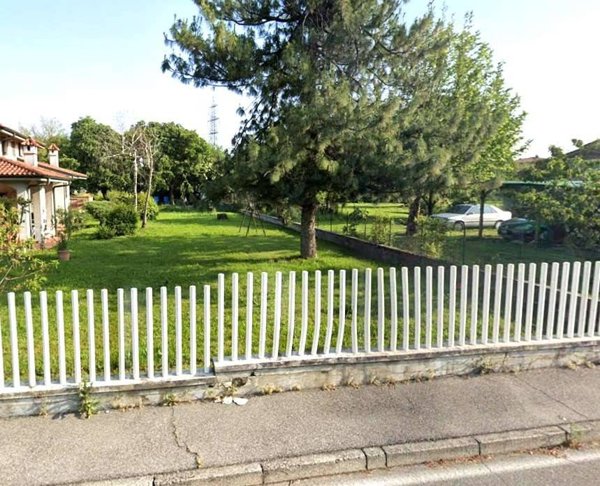 terreno edificabile in vendita a Cologno al Serio