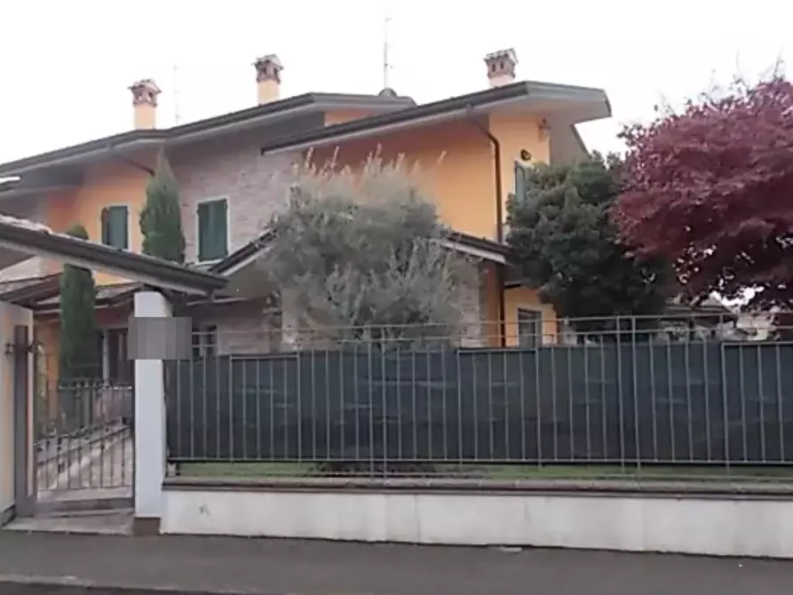 casa indipendente in vendita a Cologno al Serio