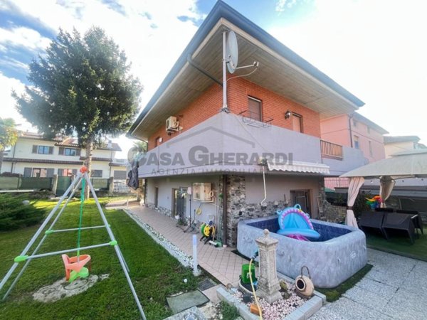 casa indipendente in vendita a Cologno al Serio