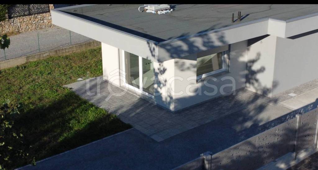 casa indipendente in vendita a Cologno al Serio