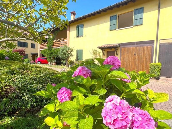 casa indipendente in vendita a Cologno al Serio