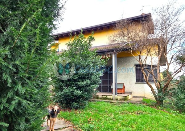 casa indipendente in vendita a Cologno al Serio