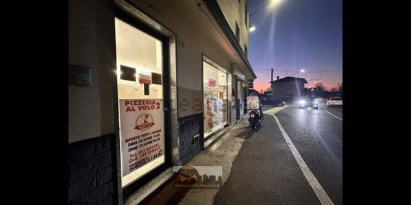 locale commerciale in vendita a Cologno al Serio