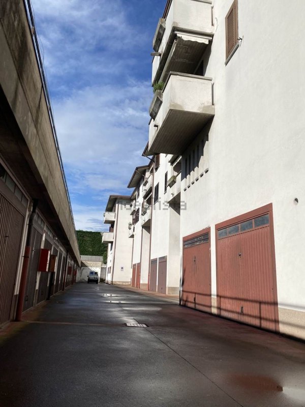 locale di sgombero in vendita a Cologno al Serio