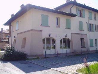 negozio in vendita a Cologno al Serio