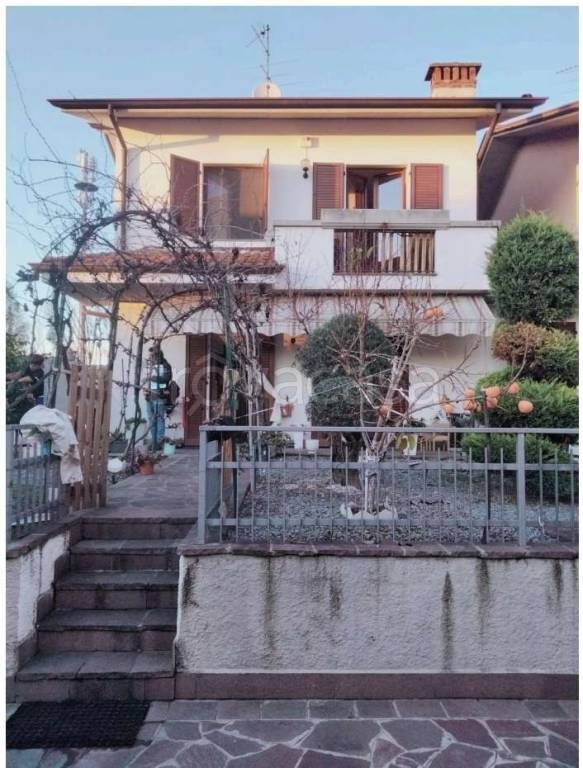 casa indipendente in vendita a Cologno al Serio