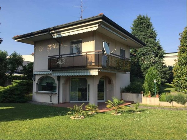 casa indipendente in vendita a Cologno al Serio
