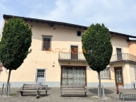 locale commerciale in vendita a Cologno al Serio