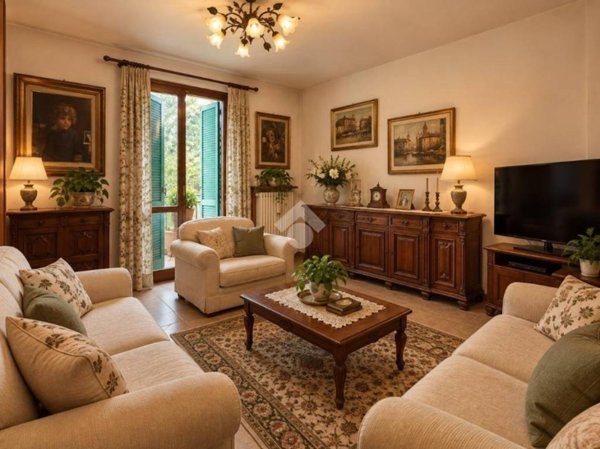 casa indipendente in vendita a Cologno al Serio