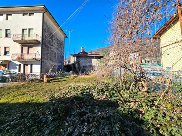 appartamento in vendita a Colzate