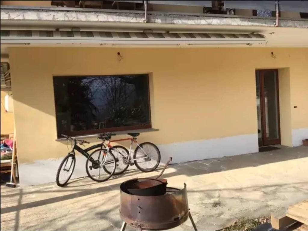 casa indipendente in vendita a Colzate