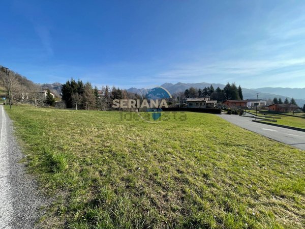 terreno edificabile in vendita a Colzate in zona Bondo Colzate