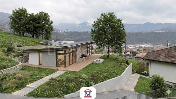 casa indipendente in vendita a Colzate in zona Bondo Colzate